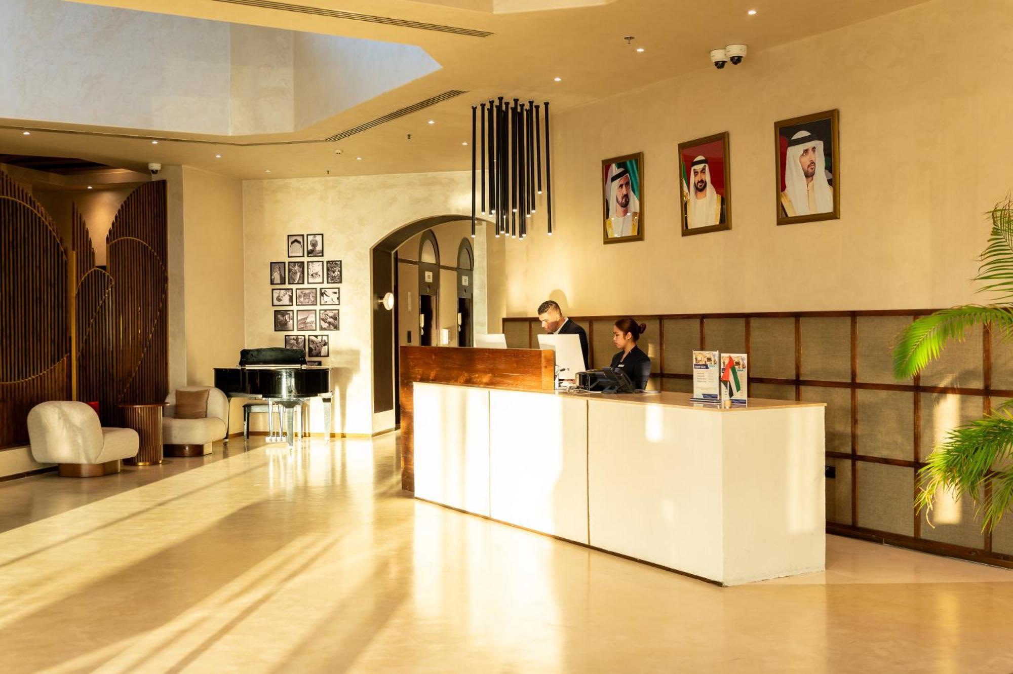 Majestic Cove Hotel - Formerly Le Meridien Fairway Дубай Экстерьер фото
